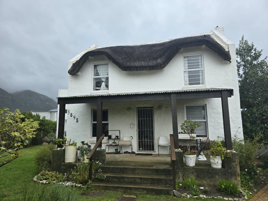 To Let 2 Bedroom Property for Rent in Bettys Bay Western Cape
